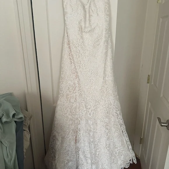 Romona Keveza | Dresses | Romona Keveza White Lace Wedding Dress | Poshmark